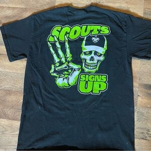 Men’s Black T-Shirt with Neon Green Skull Graphic
